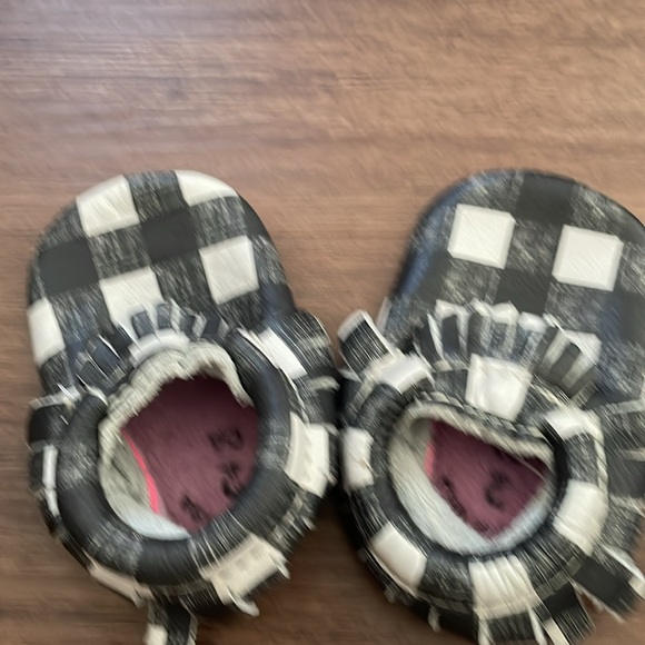 DK baby Leather Shoes Size 2 - Picture 2 of 3